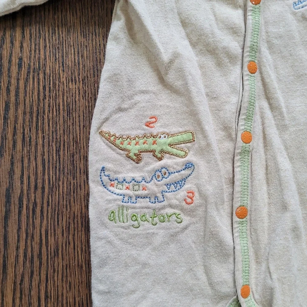 Bundle/Lot of Boy's Bodysuits, Romper, Pants, Pj's Size Boy's 3-6 Months